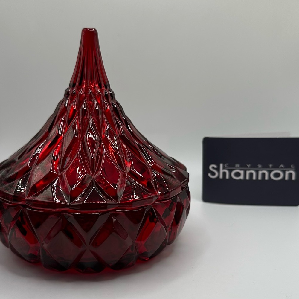 Godinger Red Crystal Hershey’s Kiss Candy Dish - Picture 4 of 6